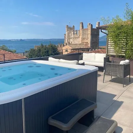 Apartment Agli Archi